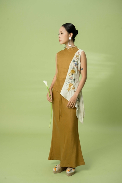 Áo Phối Màu Thêu Hoa