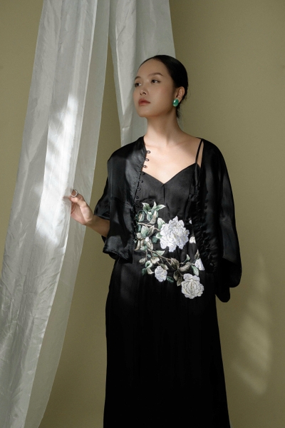 Đầm Lụa