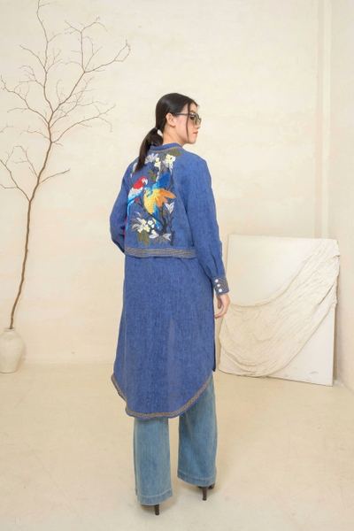 Lam Lady 1