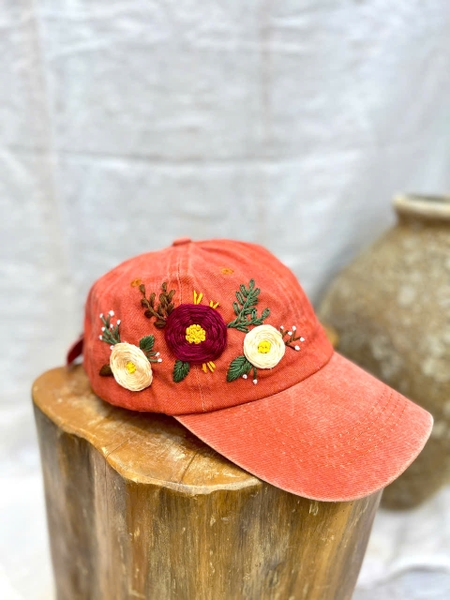 Mũ Thêu Colour