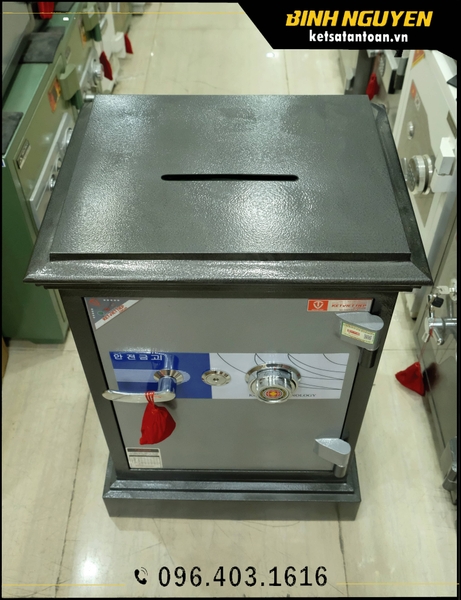 Két sắt công đức khoét nóc kcd130 việt tiệp khoá cơ bản lề ngoài