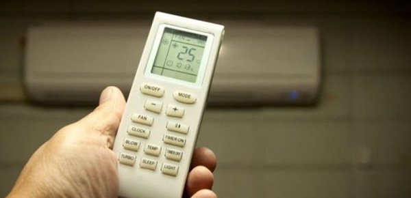 Kiểm tra các nút chức năng của điều hoà