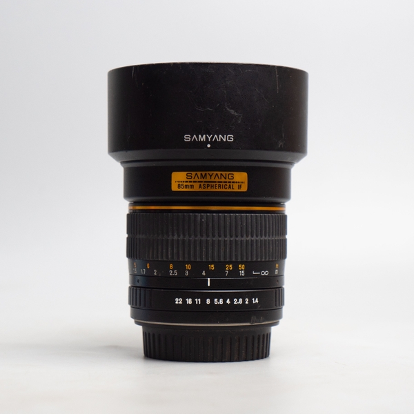rokinon-samyang-85mm-f1-4-eos-85-1-4-20603