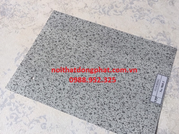 tham-nhua-trai-san-pvc-tapi