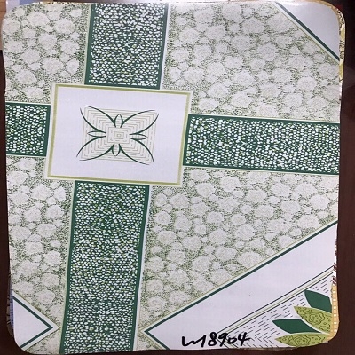 tham-trai-san-nhua-pvc-tapi