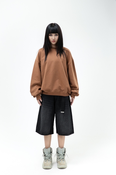 BLANK SWEATER BROWN - góc nhìn khác