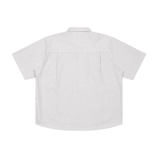 YOUNG GREEN CREST SHIRT - góc nhìn khác
