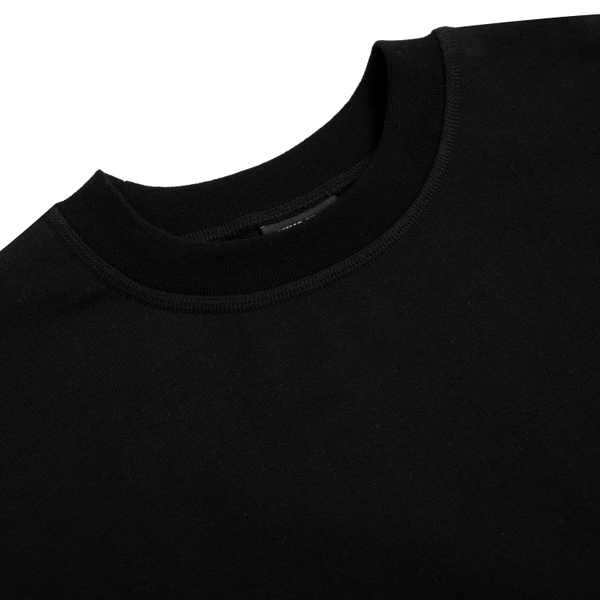 BLANK SWEATER JET BLACK - góc nhìn khác