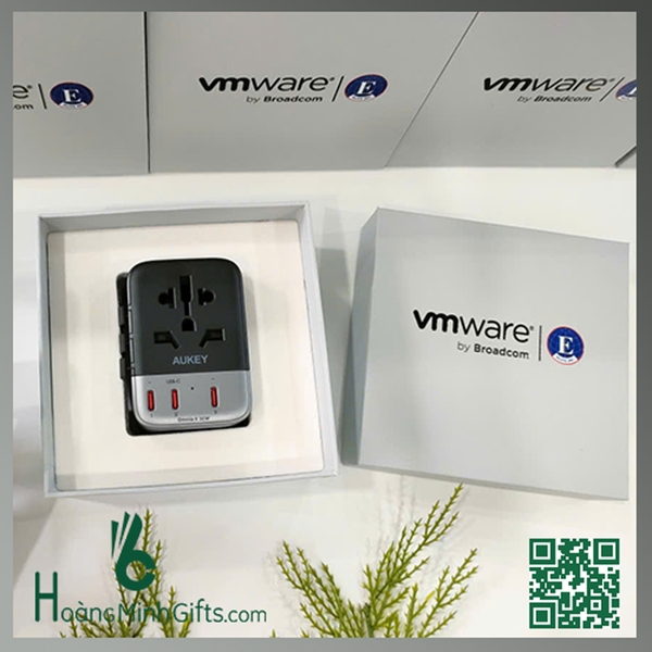 adapter-travel-aukey-khach-hang-vmware
