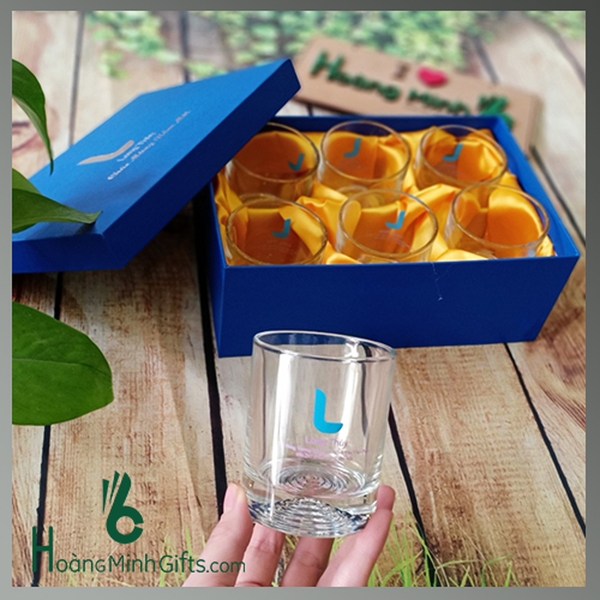 bo-coc-thuy-tinh-deli-glassware-khach-hang-long-thuy