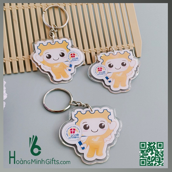 moc-khoa-mica-deo-khach-hang-vietstampex