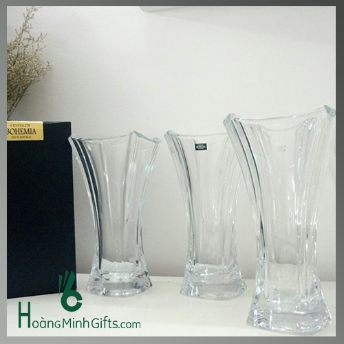 binh-hoa-pha-le-bohemia-tap-doan-tri-viet