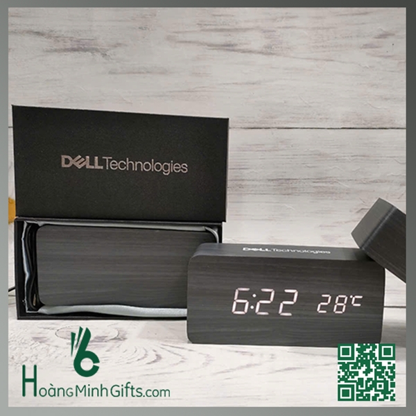 dong-ho-go-de-ban-led-khach-hang-dell