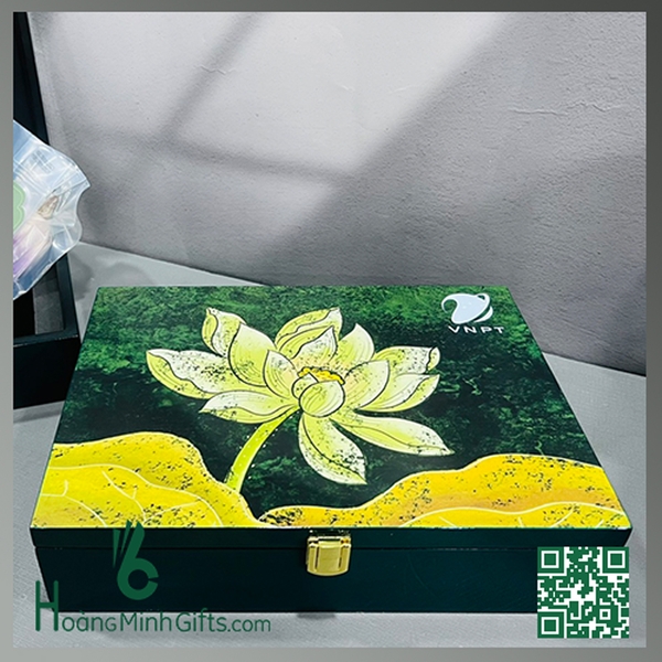 hop-tra-sen-bach-diep-son-mai-khach-hang-vnpt