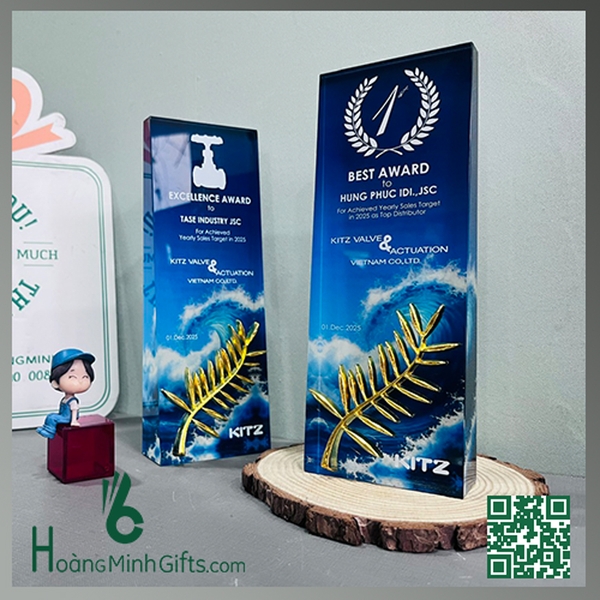 cup-pha-le-khach-hang-kitz