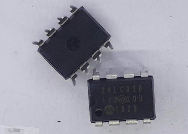 EEPROM 24LC02B DIP HK-378-4