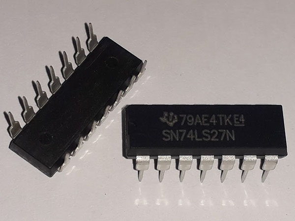 IC SN7427 DIP-14