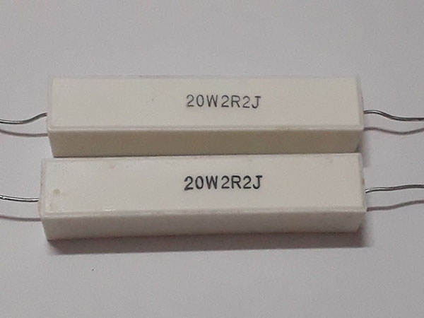 Trở sứ chân ngang 20W 2.2R (RK-100)