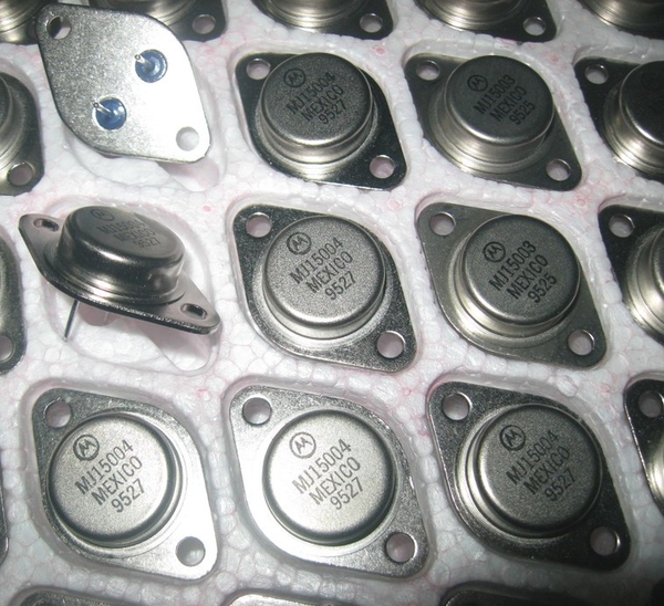 Sò sắt MJ15003 MJ15004