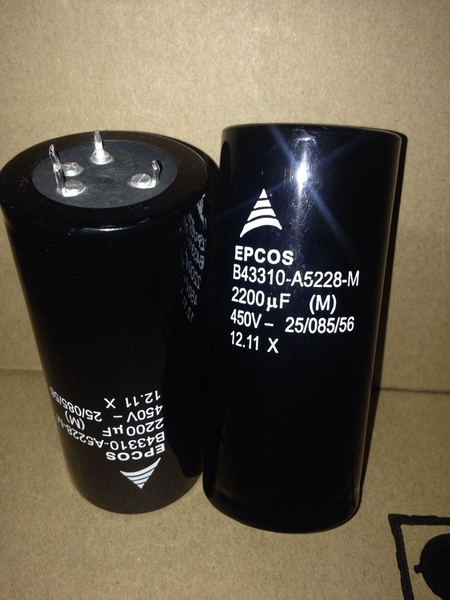 Tụ Epcos 2200uf 450v B43510-S5228-M2