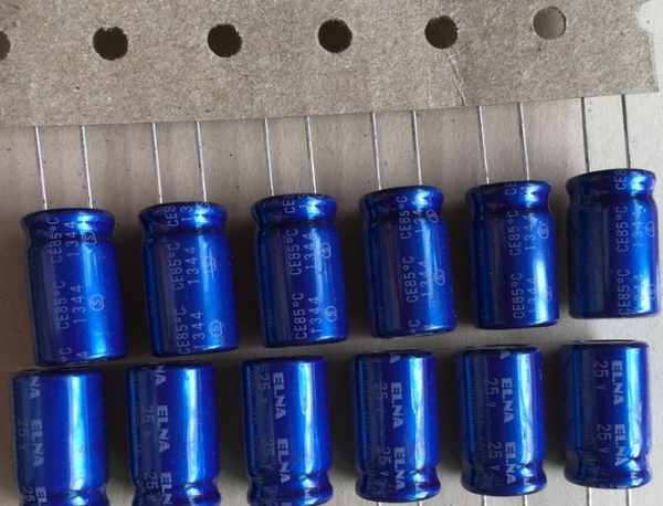 Tụ điện ELNA RE3 1000UF 25V HR-10