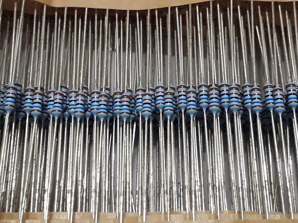 Điện trở VISHAY 16K 0.25W 1%