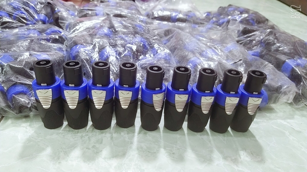 Jack Neutrich NL4FX Conector Speakon Jack cắm loa MÀU XANH  1 cặp RK-37
