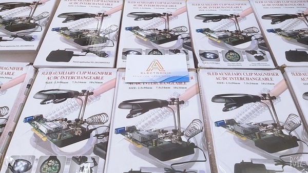 Kính lúp có đế kẹp mạch hỗ trợ hàn G4-2