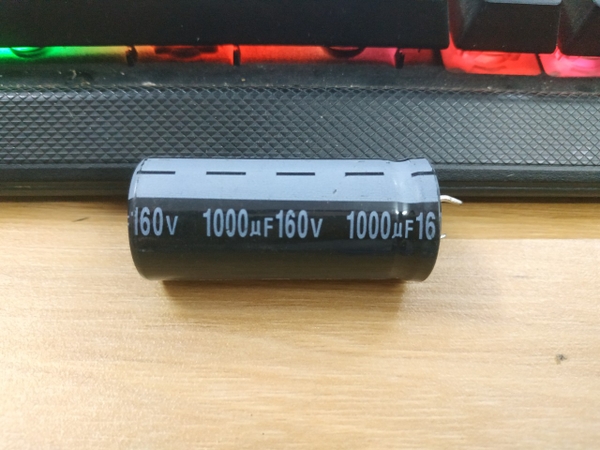 TỤ JAMICON 1000UF 160V HK-527-1