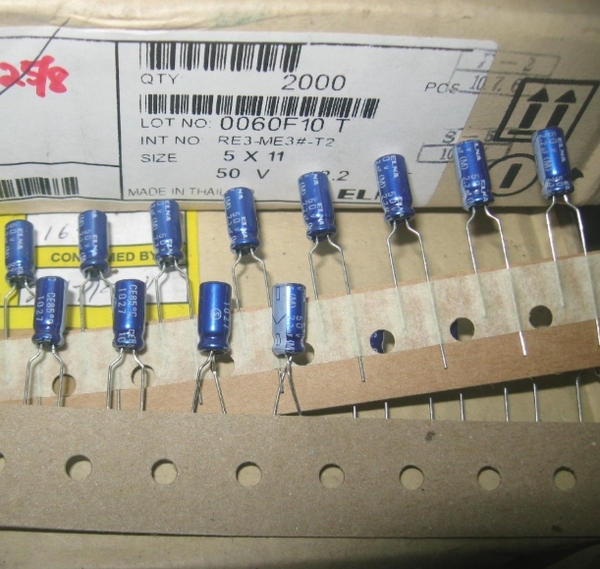 Tụ 2.2UF 50V ELNA RE3 Thái Lan