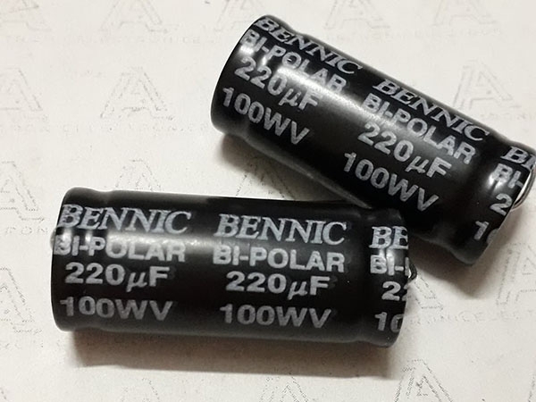 Tụ không phân cực BENNIC ( chân 2 đầu ) 220uF 100V  G2-0