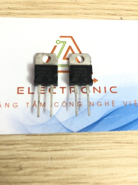 Diode STTH1502 TO-220 mới HK-657-3