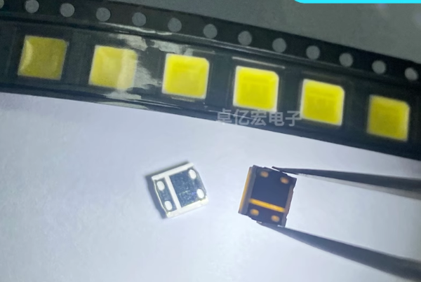 LED UV 5054 công suất 0,5W
