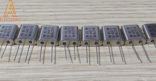 Thạch anh 11.2896M RALTRON HK-189-4
