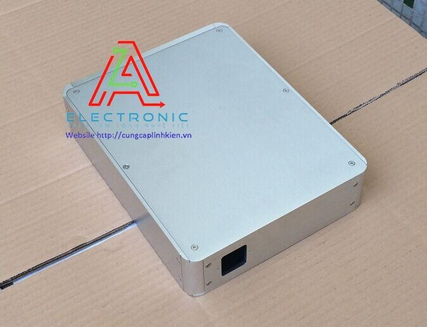 Vỏ hộp nhôm DIY BRZHiFi BZ2106 211,5x60x272mm màu bạc