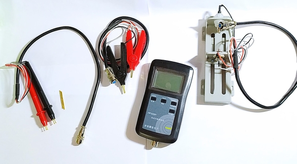 Máy đo nội trở pin YR1035+ new, giao diện tiếng anh, độ chính xác cao G4-5