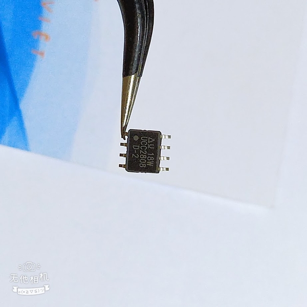 IC UCC2808-2 SOP-8 HK-30-3