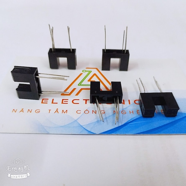 Cảm biến GP1A53HRJ00F DIP-5 RK-139