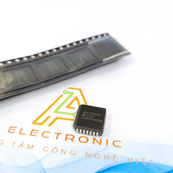 IC UDK2559EB PLCC-28  HK-99-4