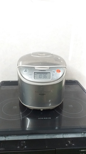Nồi cơm điện SHARP :KS-S10E nồi  1L mâm nhiệt