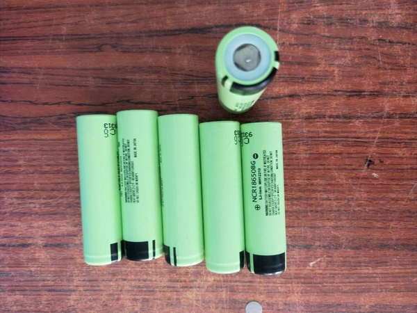 Pin Panasinic NCR18650 bóc khối 40mR 3000mah G2-0