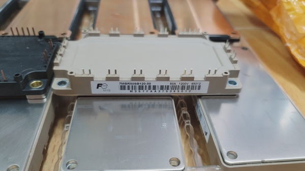 Mô-đun nguồn IGBT 7MBR50SB120-50 50A 1200V new