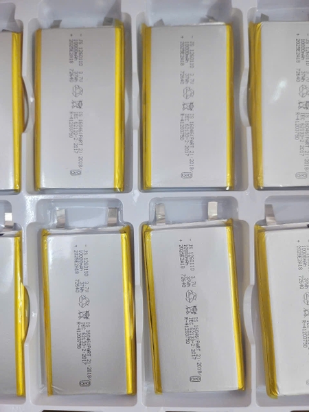 Cell Lipo 1260110 3.7V 10000ma cho áo điều hòa 1.5%