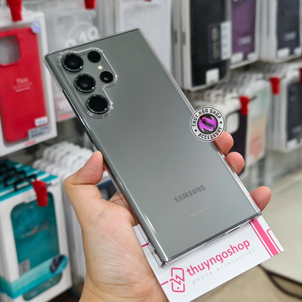 op-cung-sieu-trong-suot-chong-o-op-mong-samsung-s23-ultra