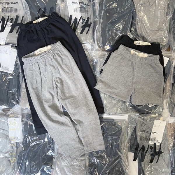 Set 4 quần cotton legging H&M màu đen và ghi cho bé