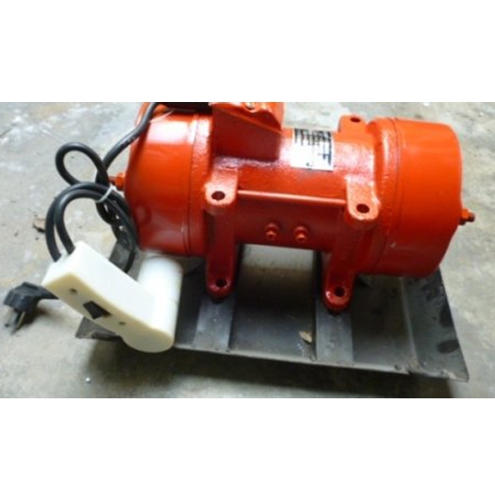 dam-ban-be-tong-1-5kw-220v