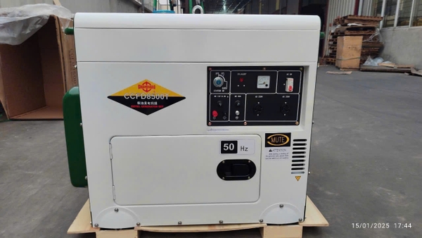 may-phat-dien-chay-dau-changchai-ccdf8500t