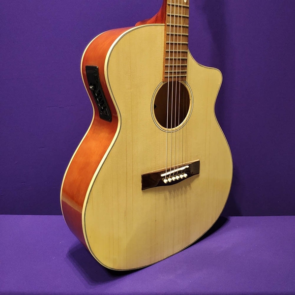 Guitar ép ty EQ7545