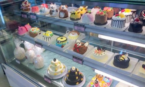 Bánh kem cần giờ