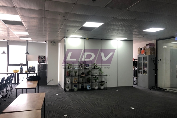 Công trình thực tế vách ngăn di động Tầng 5 Toà nhà Capital Building